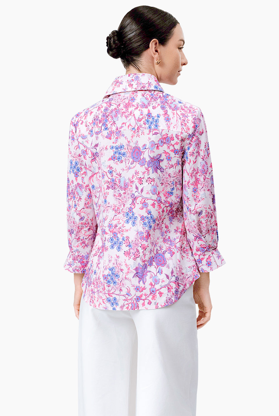 Blusa camisera fucsia con estampado floral y mangas 3/4