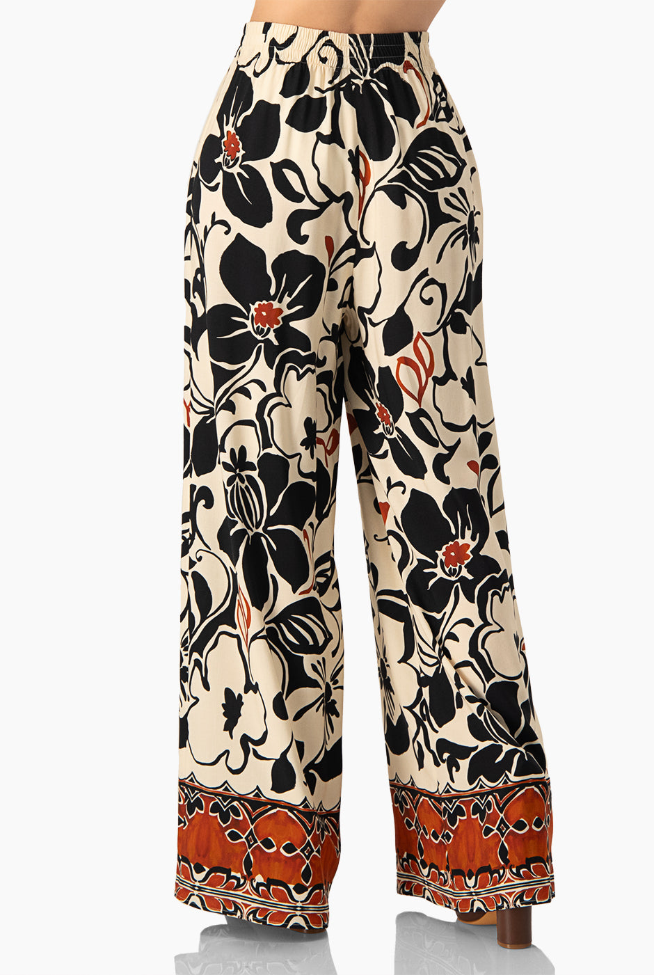 Pantalón estampado floral multicolor con bolsillos y cinta en cintura