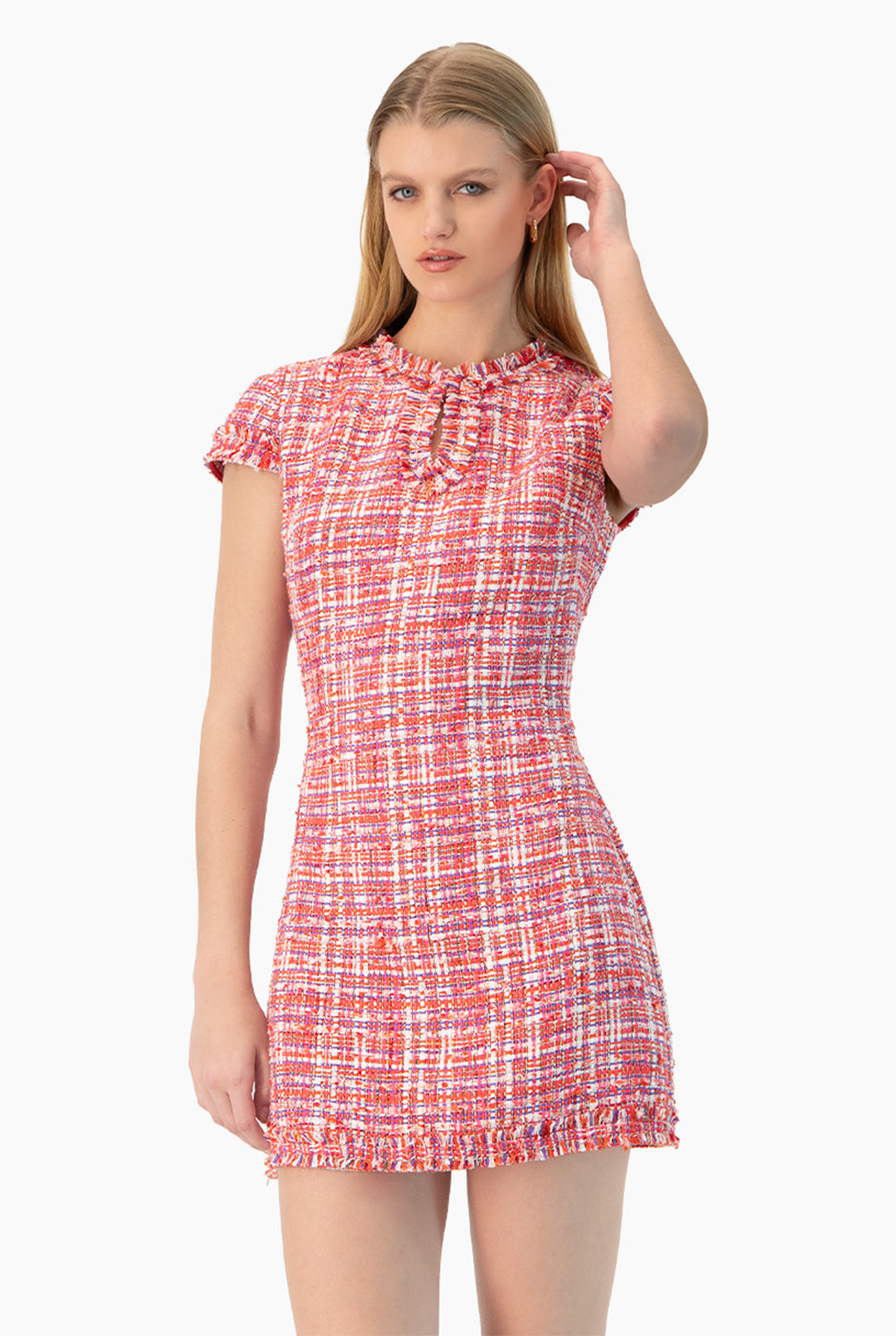 Vestido corto tejido multicolor con escote de gota y olanes