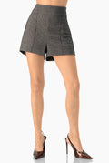 Short sastreado con bolsillos